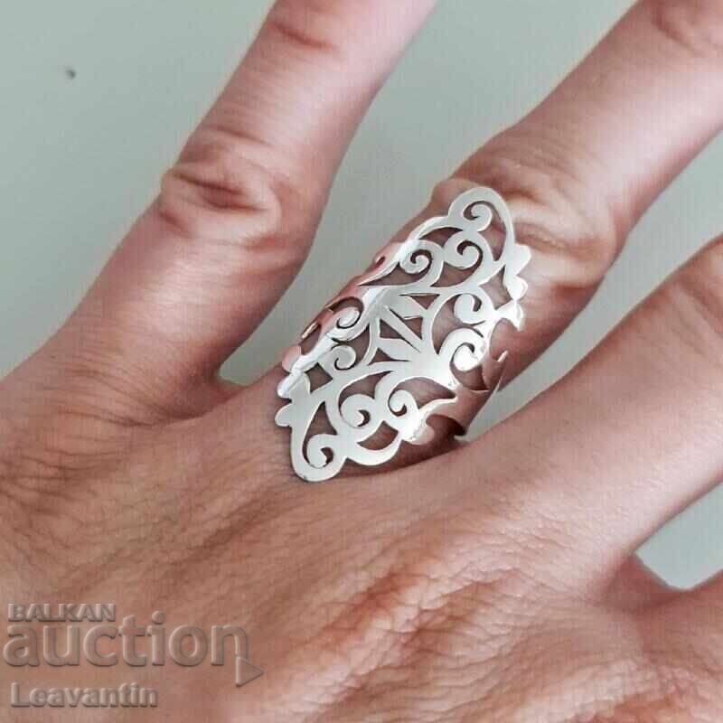 Silver ring with price 53.00 BGN | € 27.10 Silver ring with price 53.00 BGN | € 27.10