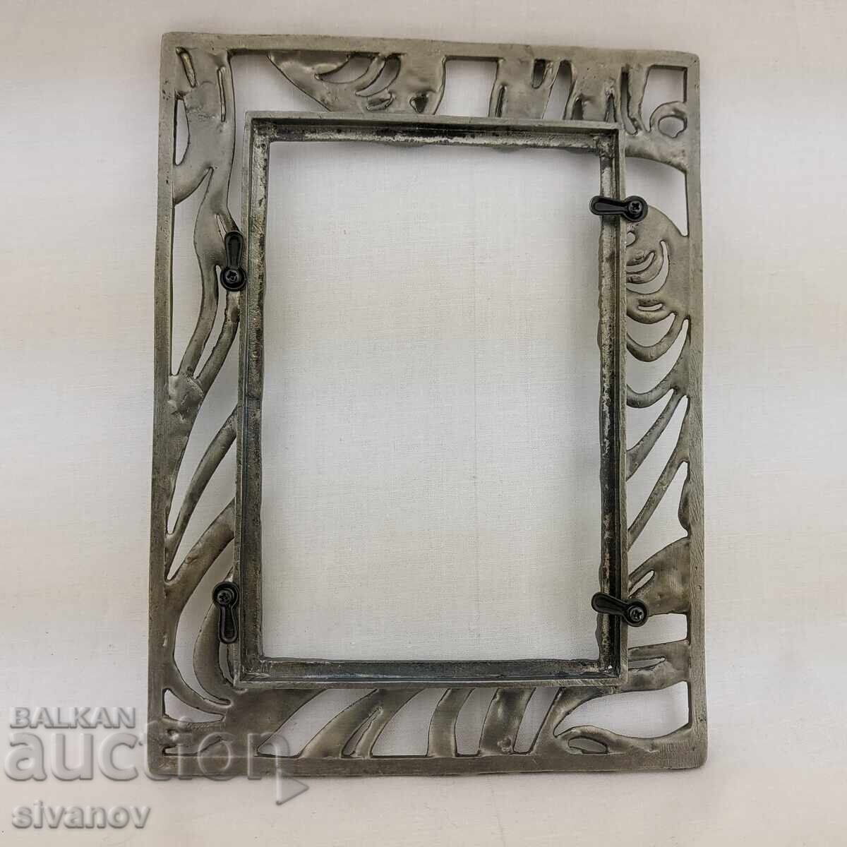 Licitație Ramă foto metalică interesantă #2572