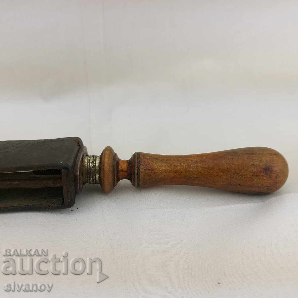 Auction  Old leather strop for razors #2619