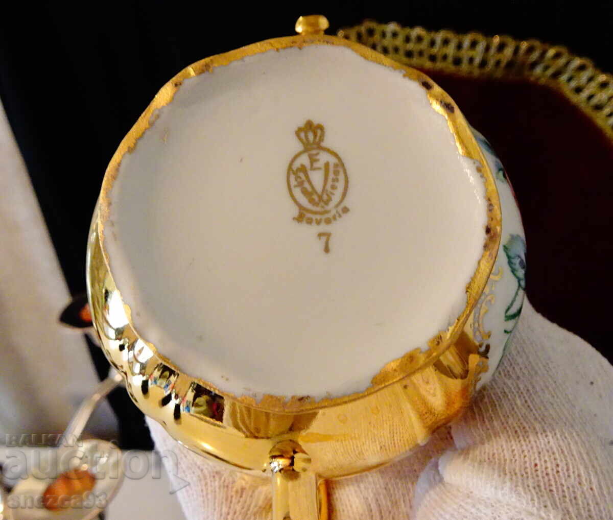 Доставка на Захарница баварски порцелан,чисто злато,роза,барок.