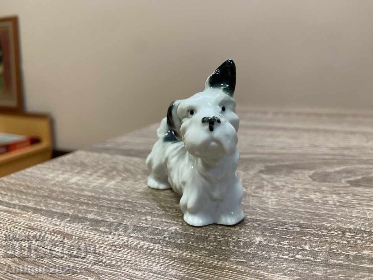 Livrarea Statuetă veche „Terrierul curios” Germania Livrarea Statuetă veche „Terrierul curios” Germania