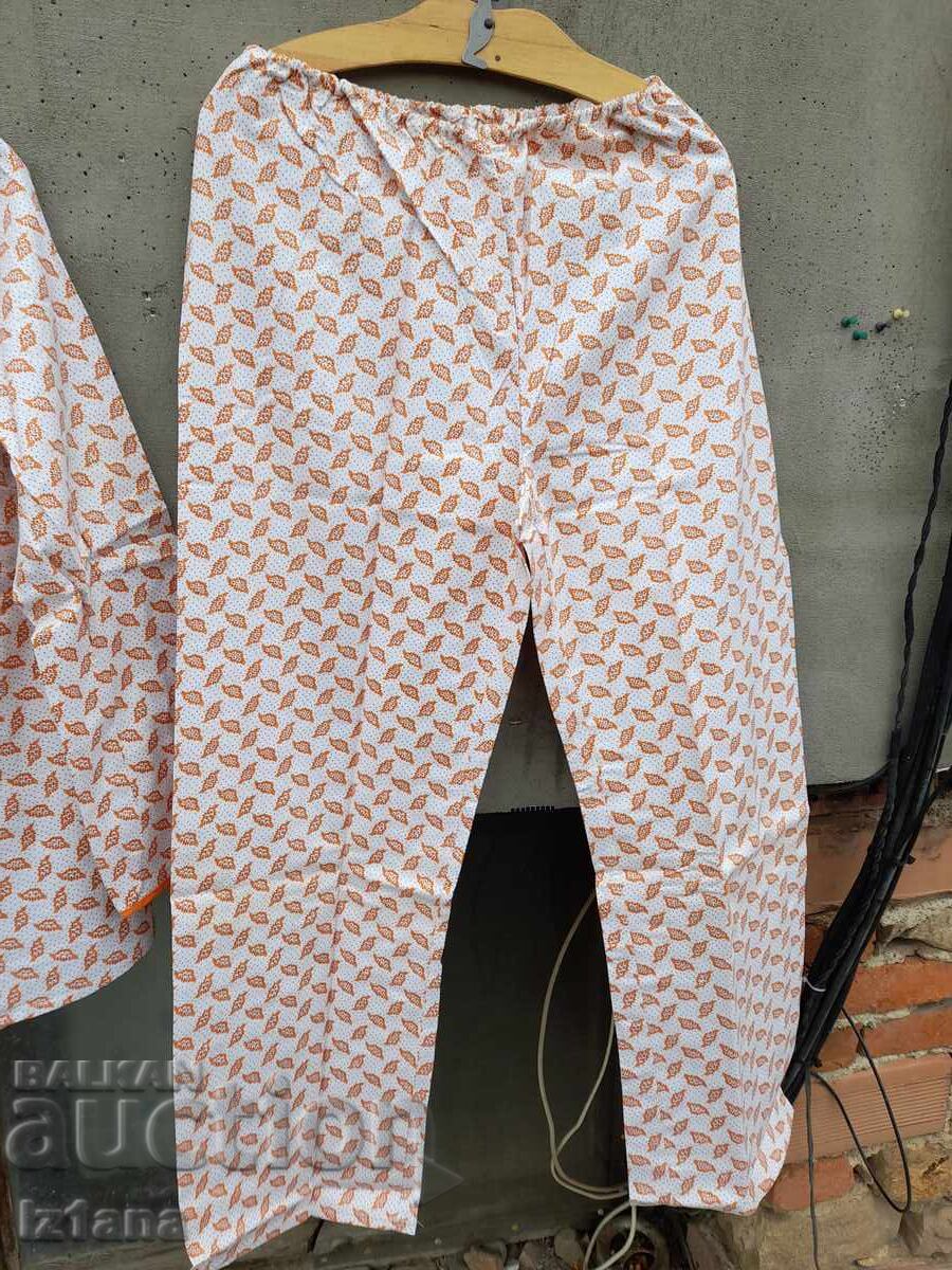 Delivery of Old lady's pajamas