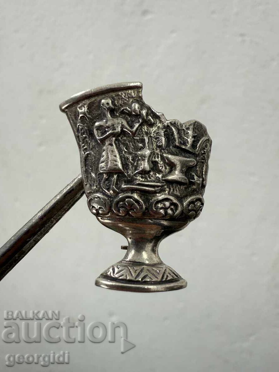 Silver pendant / amulet of an ancient Greek amphora. No. 7499 with price 65.00 BGN | € 33.23 Silver pendant / amulet of an ancient Greek amphora. No. 7499 with price 65.00 BGN | € 33.23