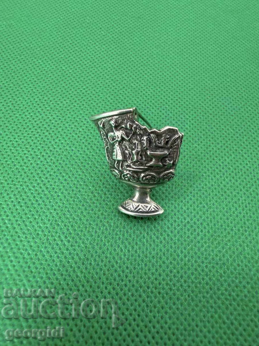 Silver pendant / amulet of an ancient Greek amphora. No. 7499 - 7 Silver pendant / amulet of an ancient Greek amphora. No. 7499 - 7