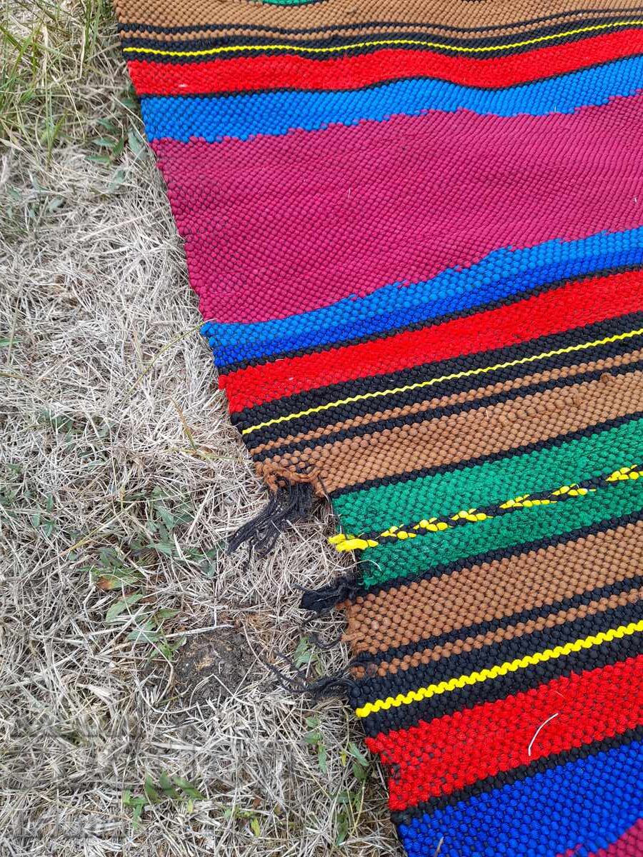 Livrarea Covor vechi, potecă Livrarea Covor vechi, potecă