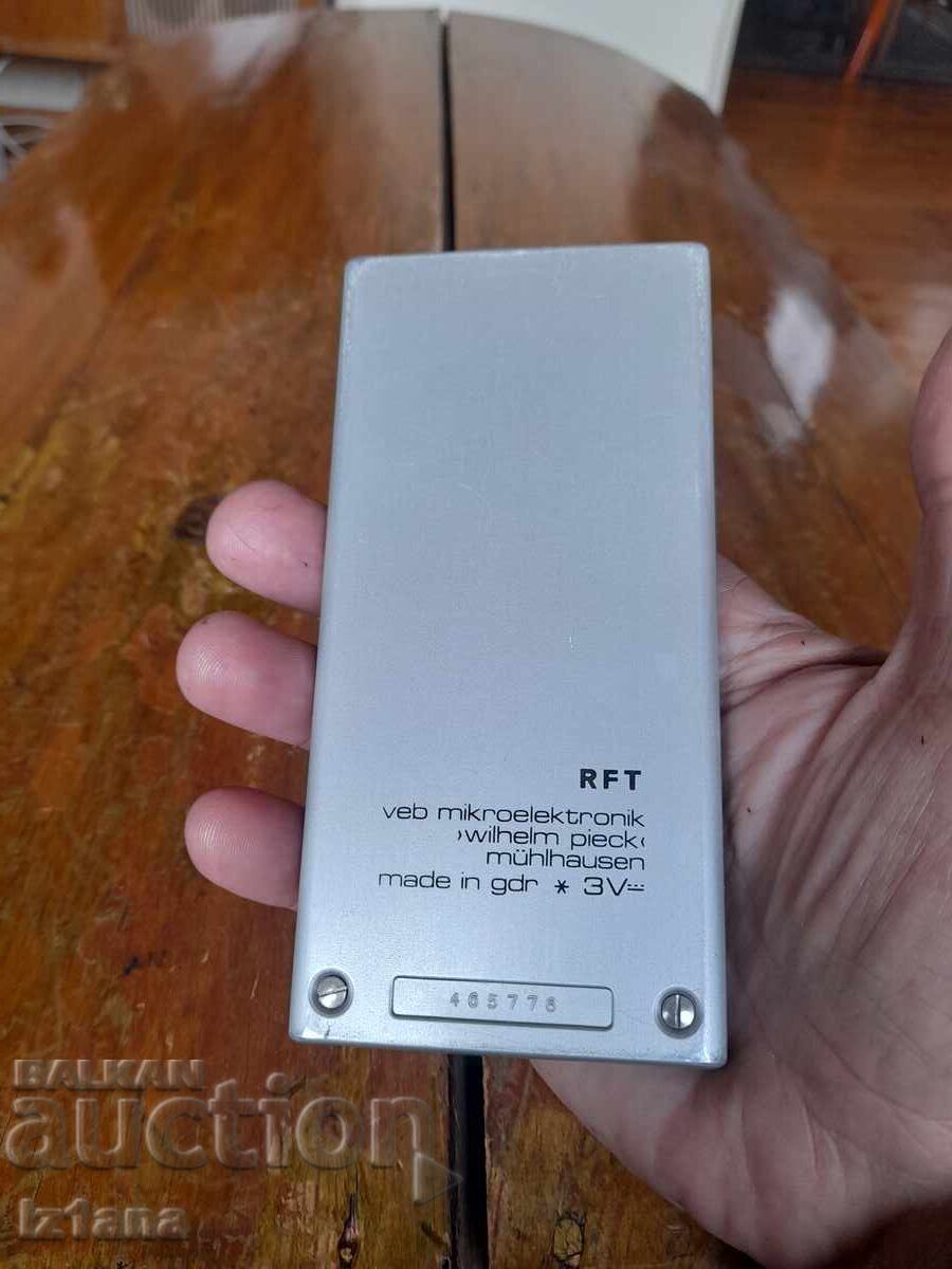 Auction  Old MR 610 calculator