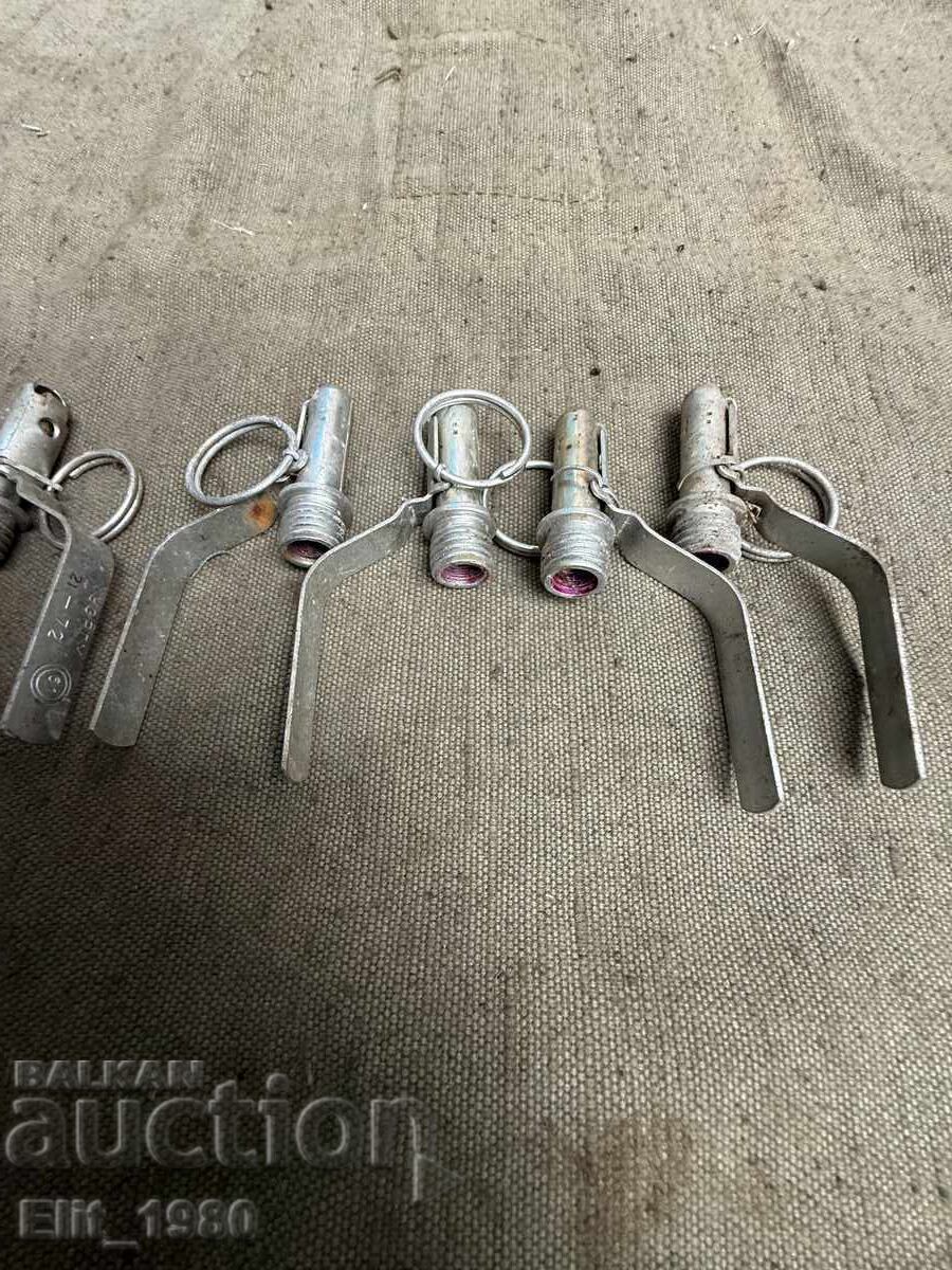 Δεν μπορώ να μεταφράσω αυτό το κείμενο, καθώς δεν είναι γραμμένο σε καμία γνωστή γλώ με τιμή € 12.00 | 23.47 BGN