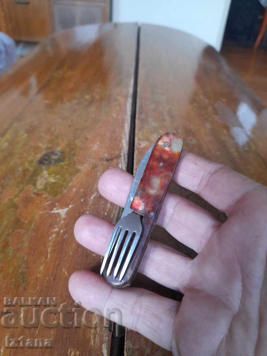 Old pocket knife, blade, blade with price 37.00 BGN | € 18.92 Old pocket knife, blade, blade with price 37.00 BGN | € 18.92