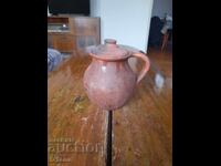 Старинно керамично гърне