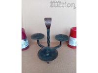 Sfeșnic vechi din fier cu acoperire de cupru, lucrat manual