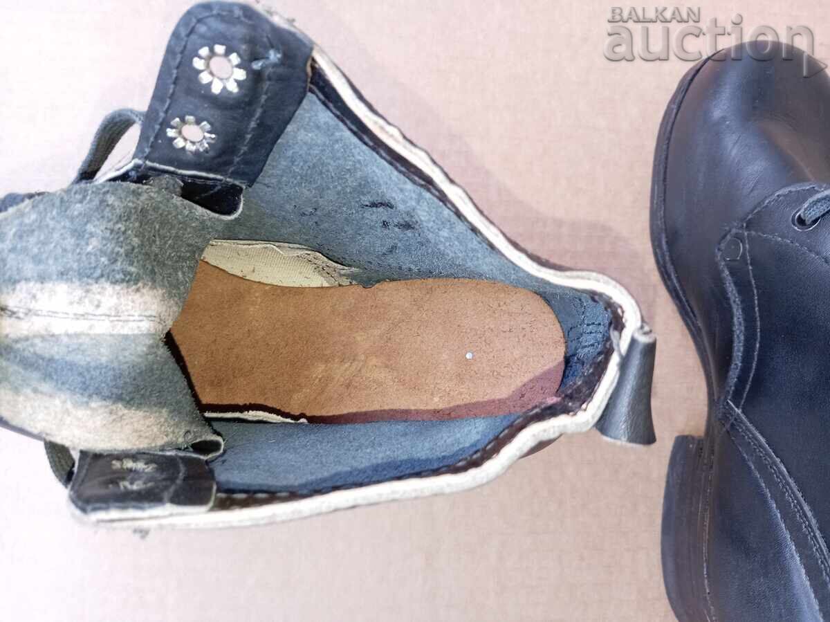 Παλιά στρατιωτικά άρβυλα με κορδόνια, αχρησιμοποίητα - 5 Παλιά στρατιωτικά άρβυλα με κορδόνια, αχρησιμοποίητα - 5