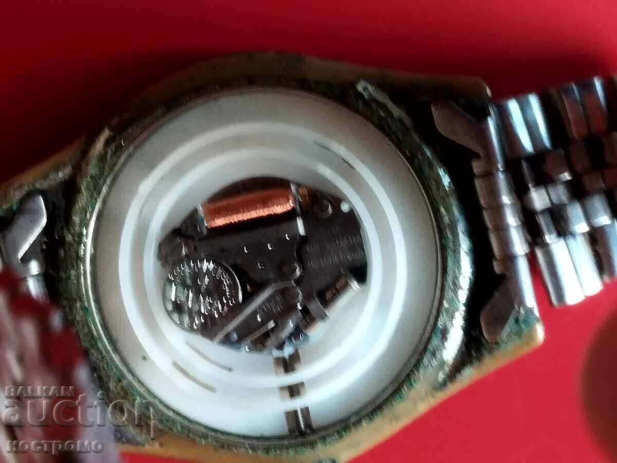 Касио - Кварцов часовник - А 5786 - 6 Касио - Кварцов часовник - А 5786 - 6