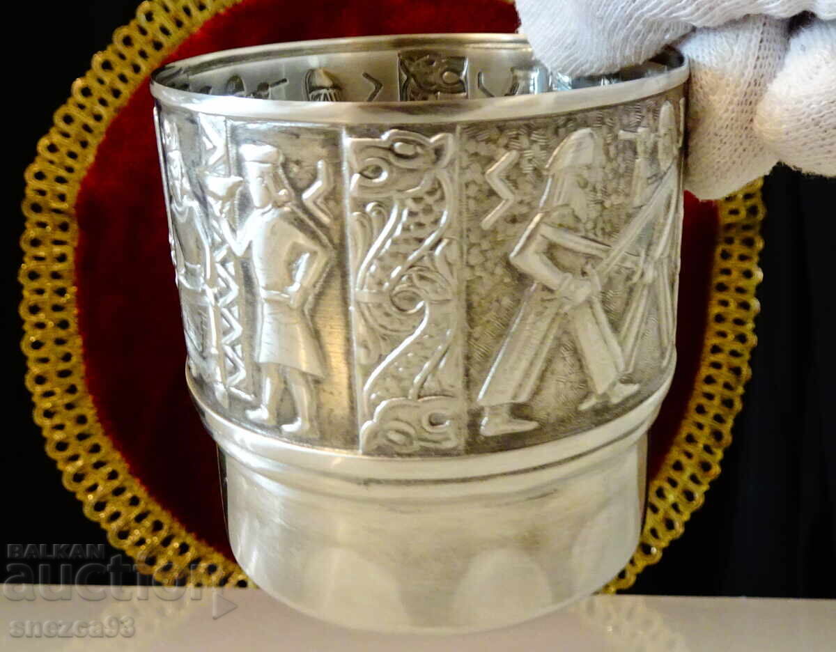 Калаена чаша за уиски,вино,Викинги,Норвегия. с цена 59.00 лв. | € 30.17