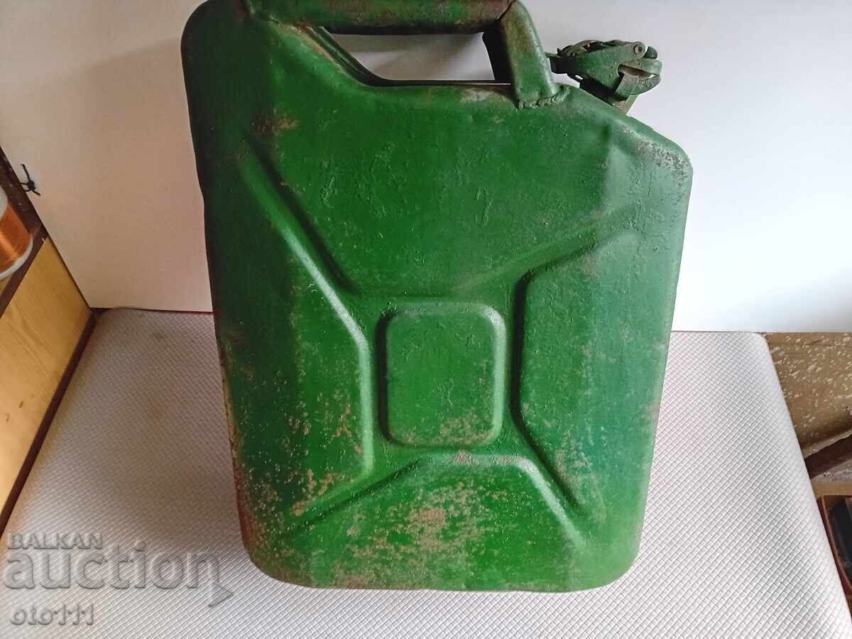 Аукцион ЦАРСКА ТУБА ЗА ГОРИВО 20 л, - МИНИСТЕРСТВО НА ВОЙНАТА