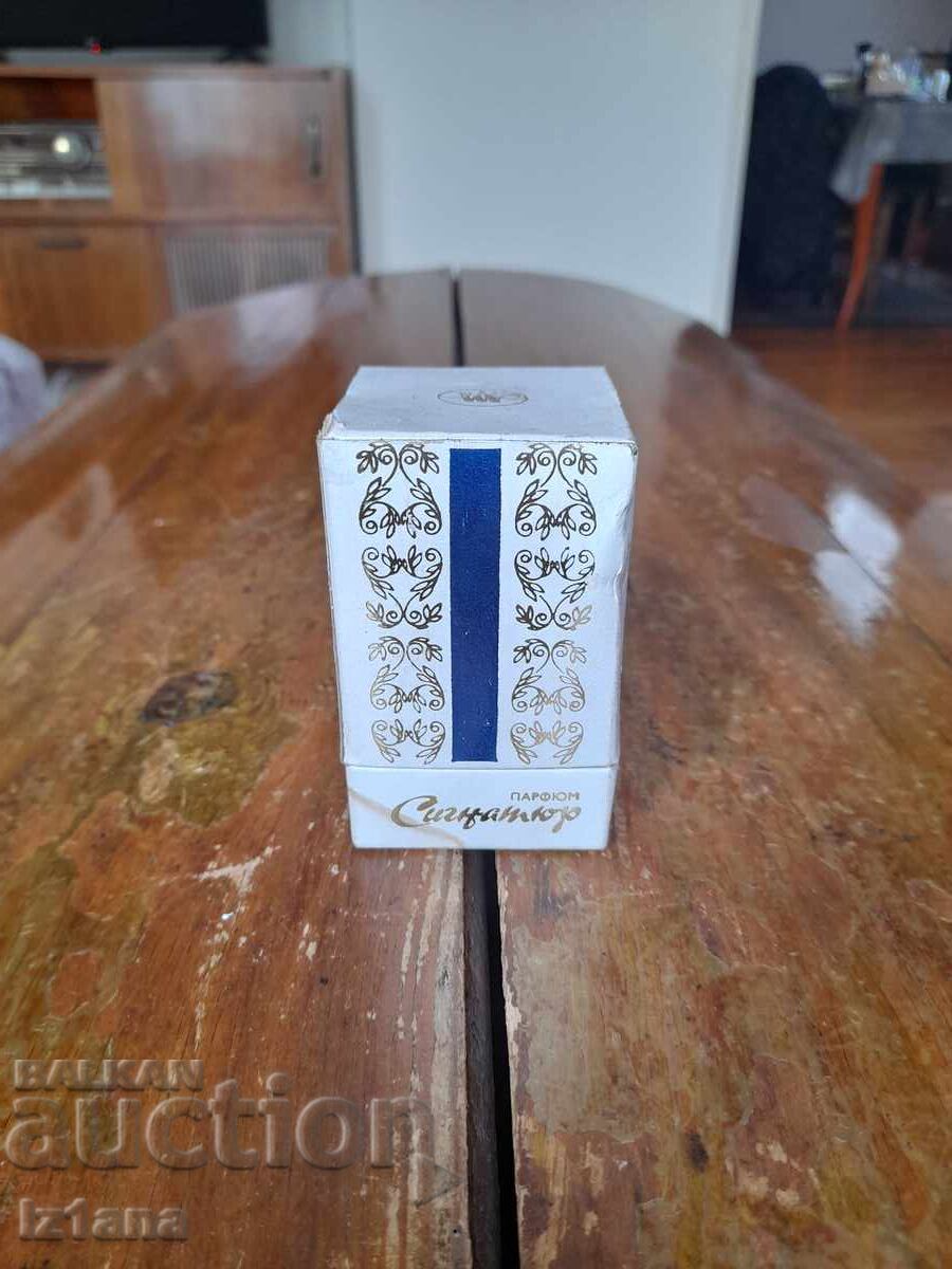 Signature Star Perfume