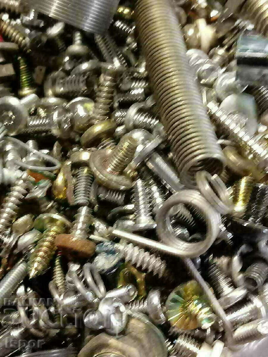 Delivery of Screws, nuts, springs from elscrap 1 kg Delivery of Screws, nuts, springs from elscrap 1 kg