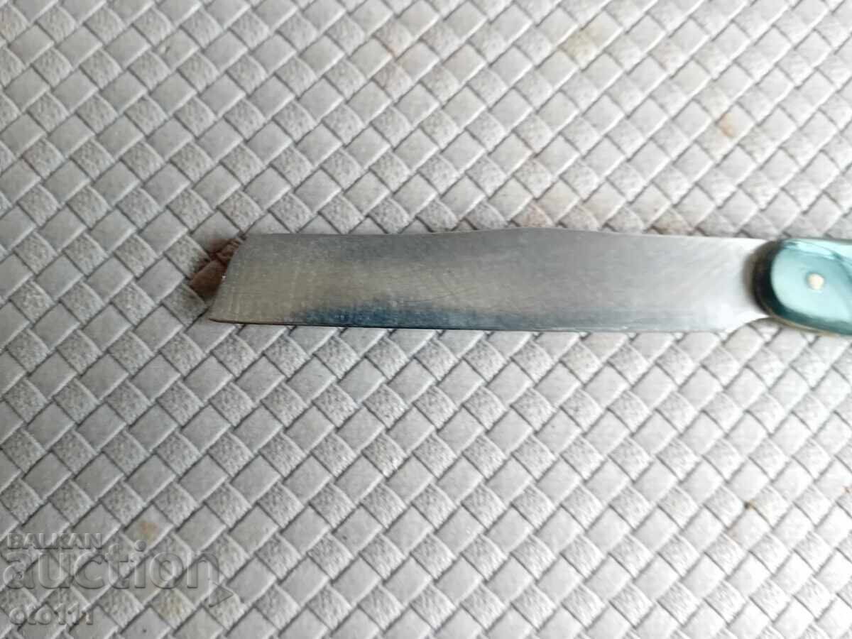 CUȚIT DE DRUMETIE DIN SETUL TURISTIC PETKO DENEV cu preț 25.00 BGN | € 12.78 CUȚIT DE DRUMETIE DIN SETUL TURISTIC PETKO DENEV cu preț 25.00 BGN | € 12.78