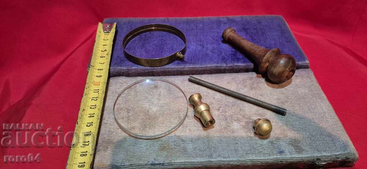 Livrarea LUPĂ VECHE MARE - STARE EXCELENTĂ