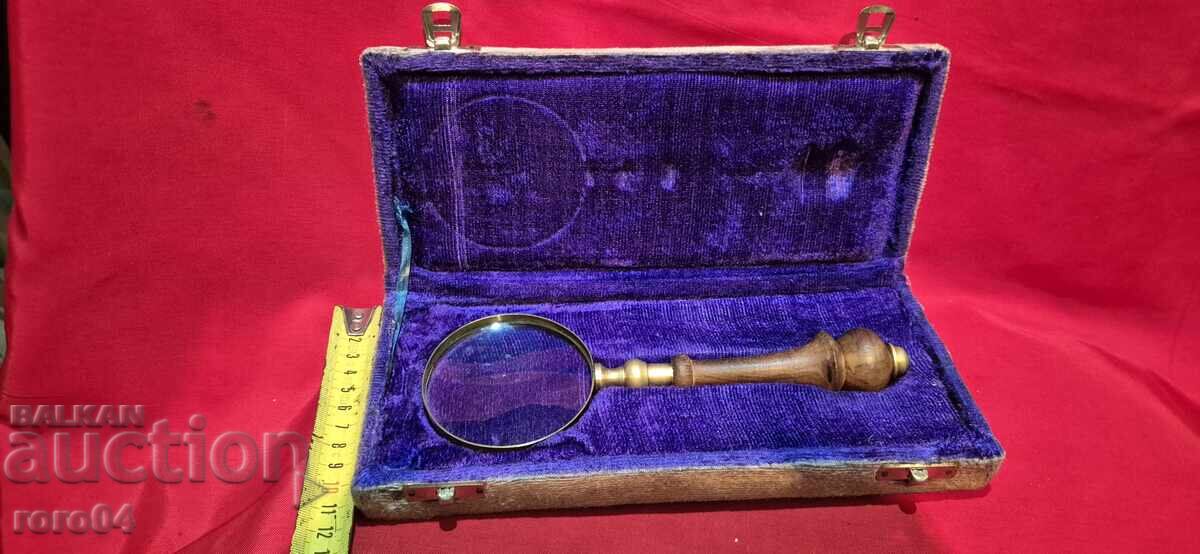 LARGE OLD MAGNIFYING GLASS - TOP CONDITION - 7 LARGE OLD MAGNIFYING GLASS - TOP CONDITION - 7