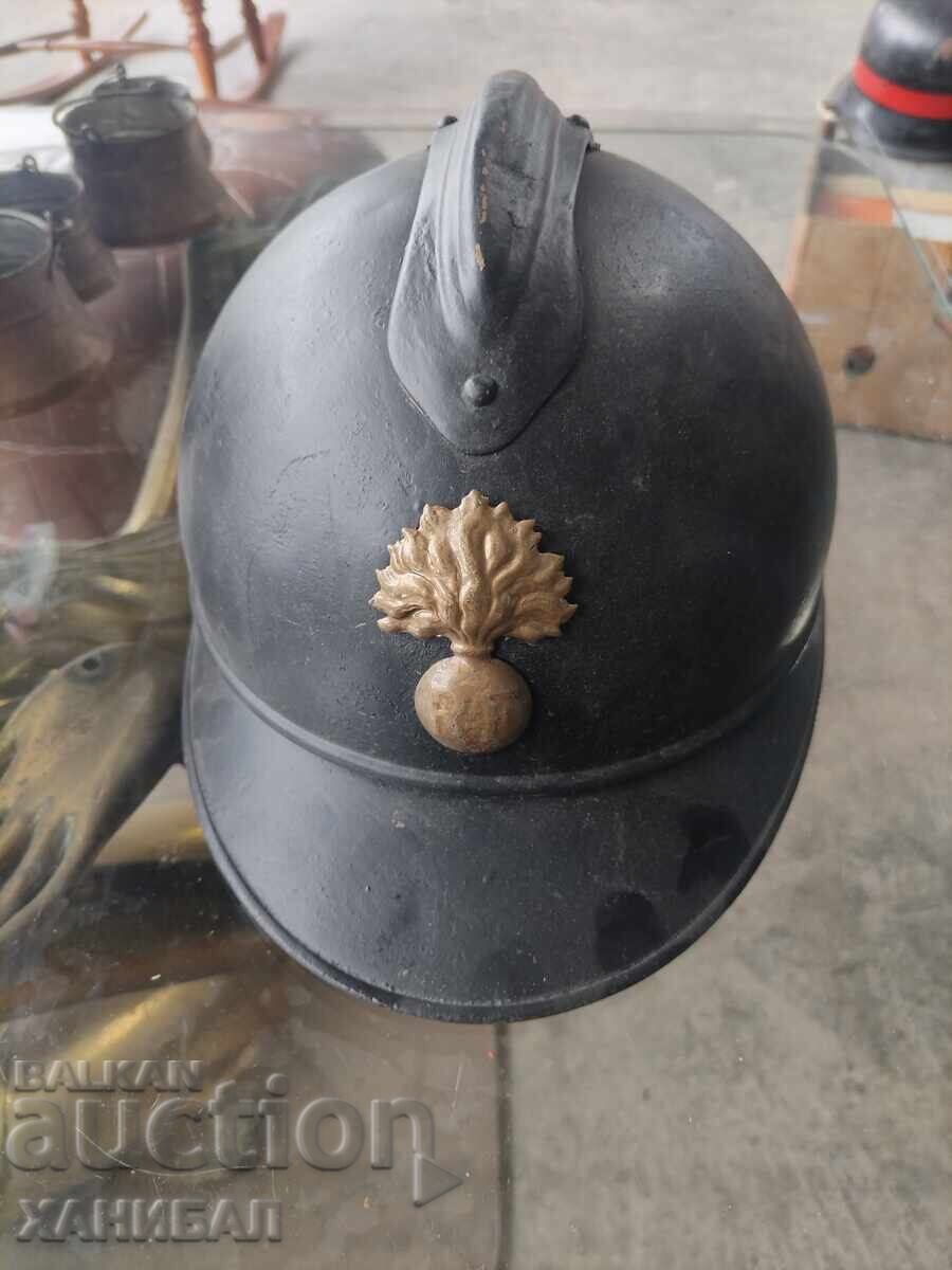 OLD FRENCH ADRIAN HELMET OLD FRENCH ADRIAN HELMET