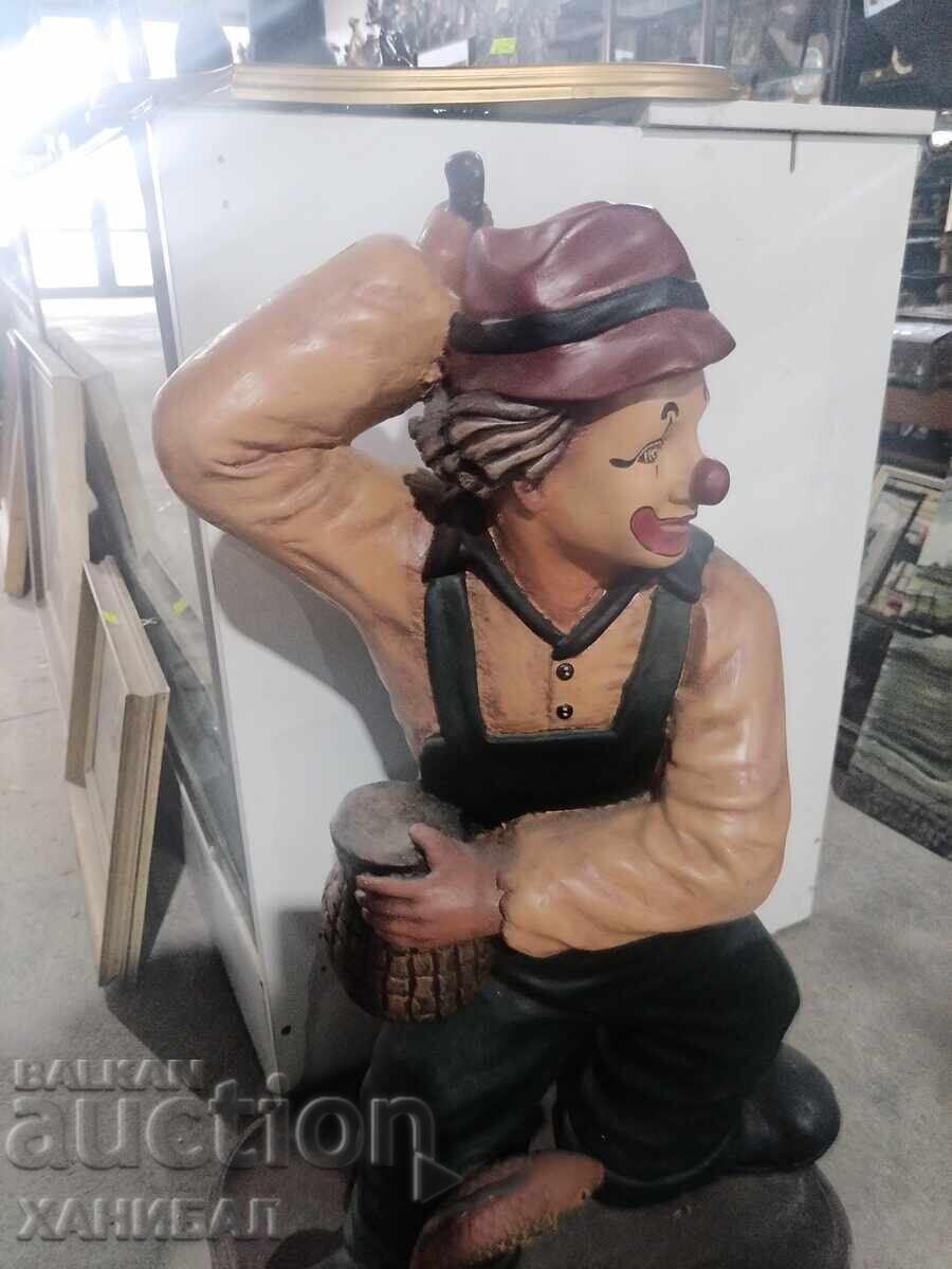 FIGURĂ MARE DE CLOVN PESCAR ZH cu preț 250.00 BGN | € 127.82