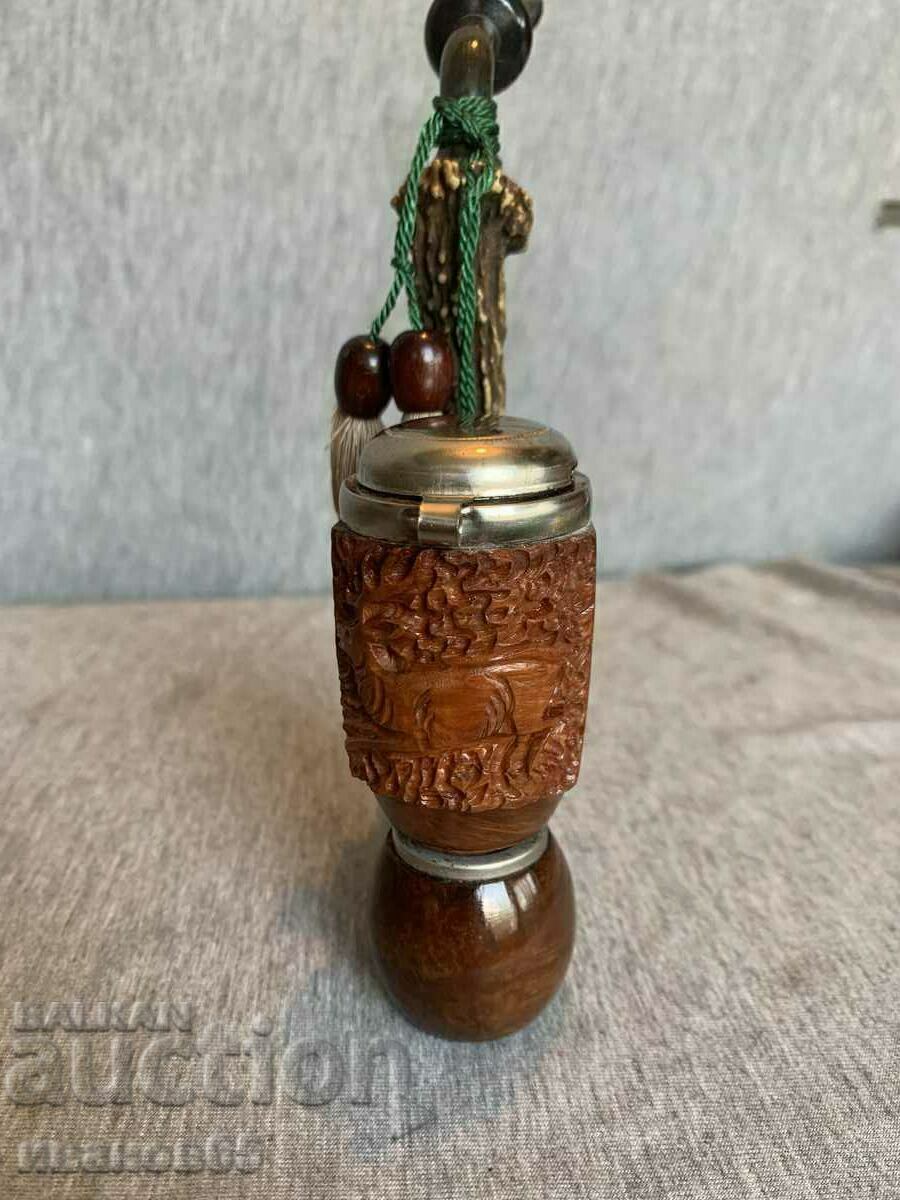 an old pipe with price 100.00 BGN | € 51.13