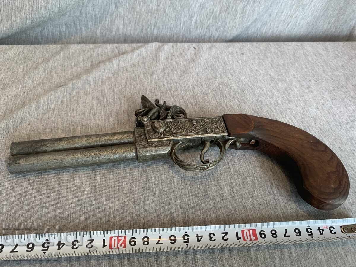 ο παλιός Πίστοφ με τιμή 110.00 BGN | € 56.24