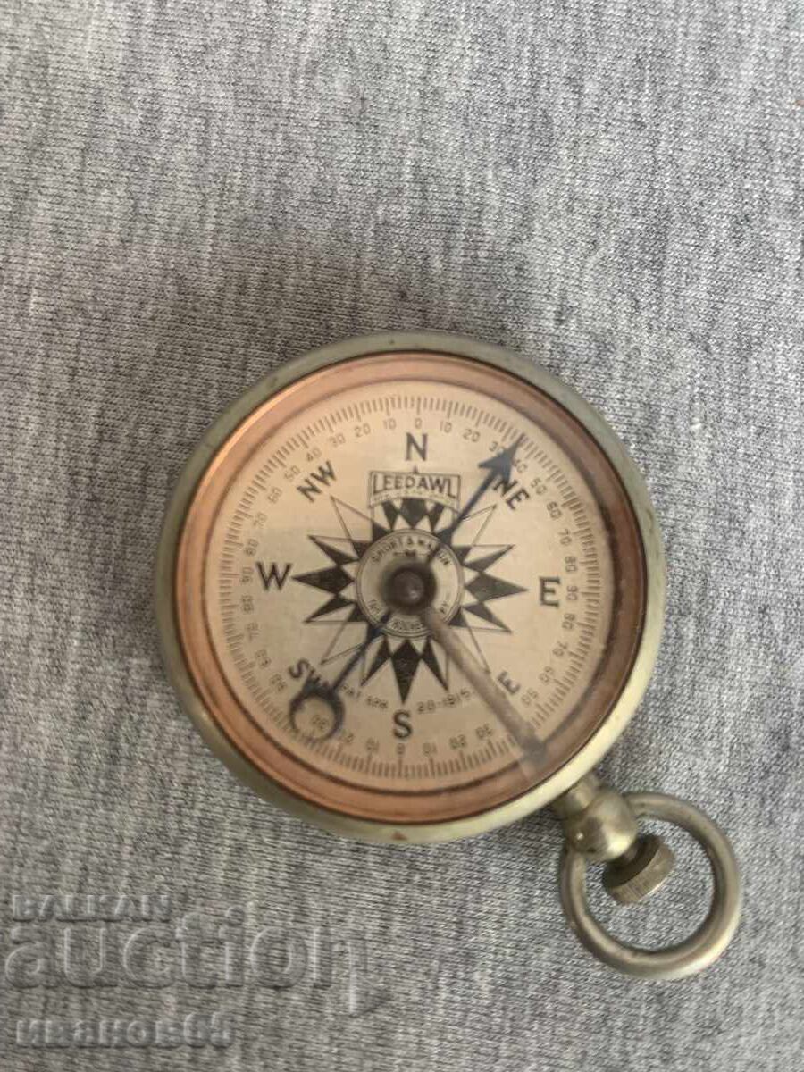 Old antique compass Leedawl, 1915 Old antique compass Leedawl, 1915