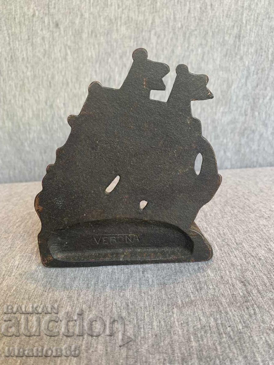 Livrarea Figurină metalică corabie