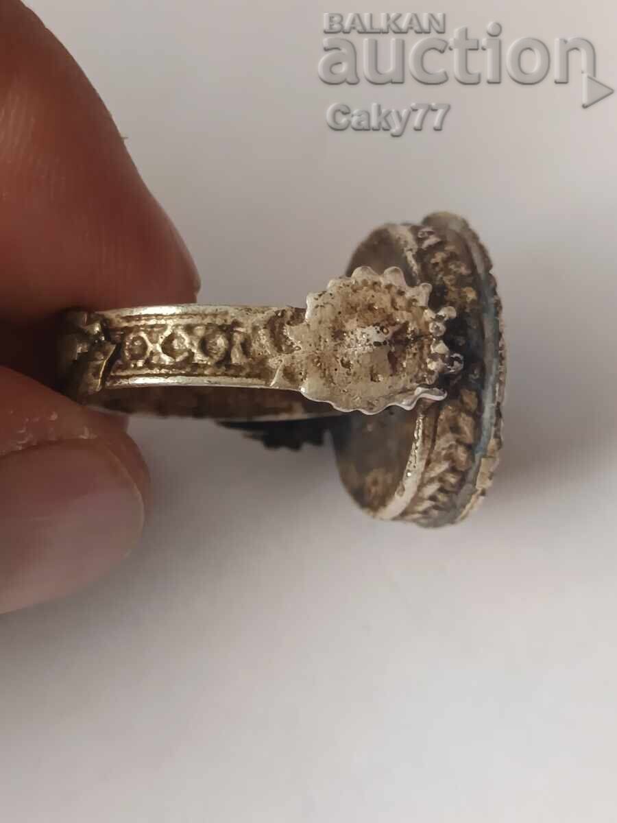 Παράδοση Σαχανέν αναγεννησιακό δαχτυλίδι