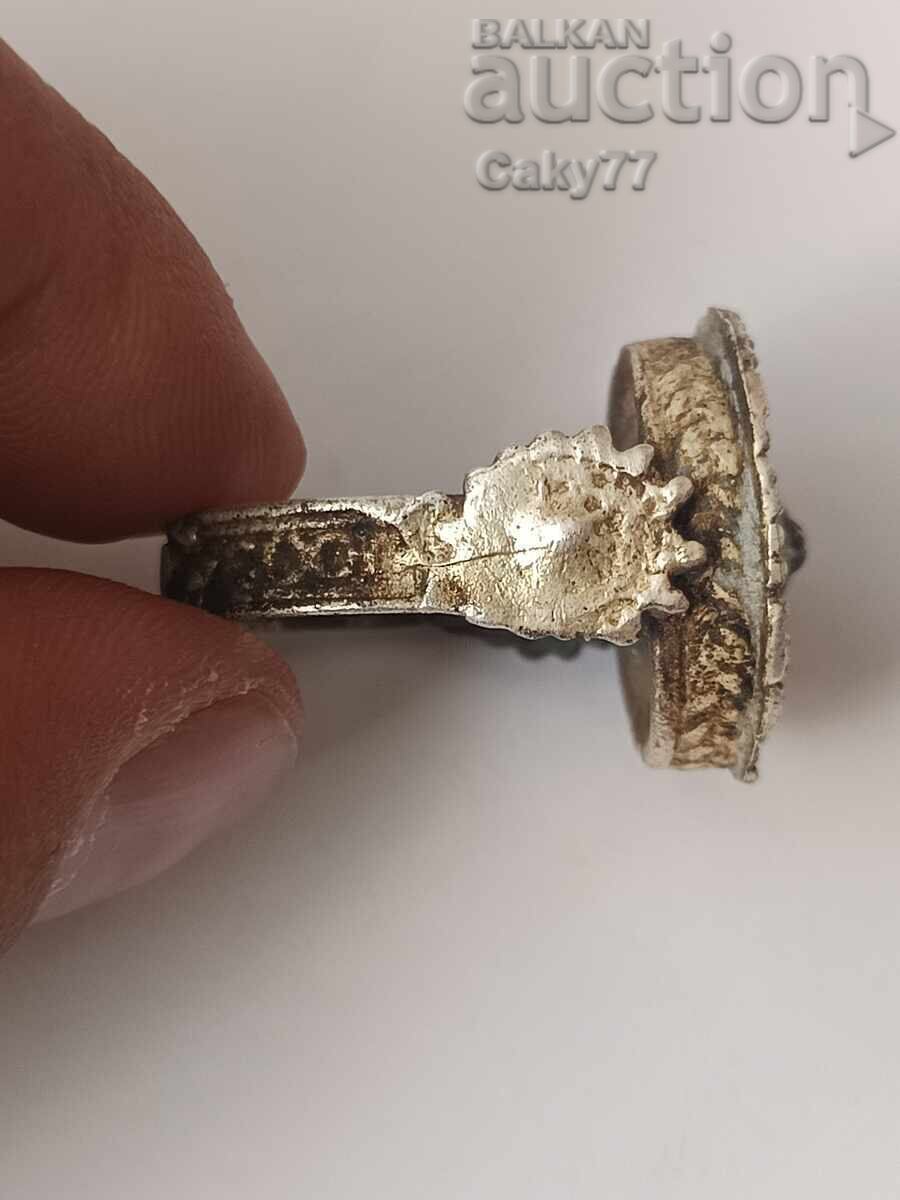 Παράδοση Σαχανέν αναγεννησιακό δαχτυλίδι