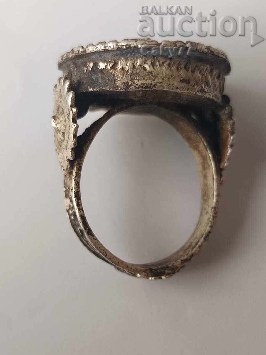 Inel săcean renascentist cu preț 85.00 BGN | € 43.46