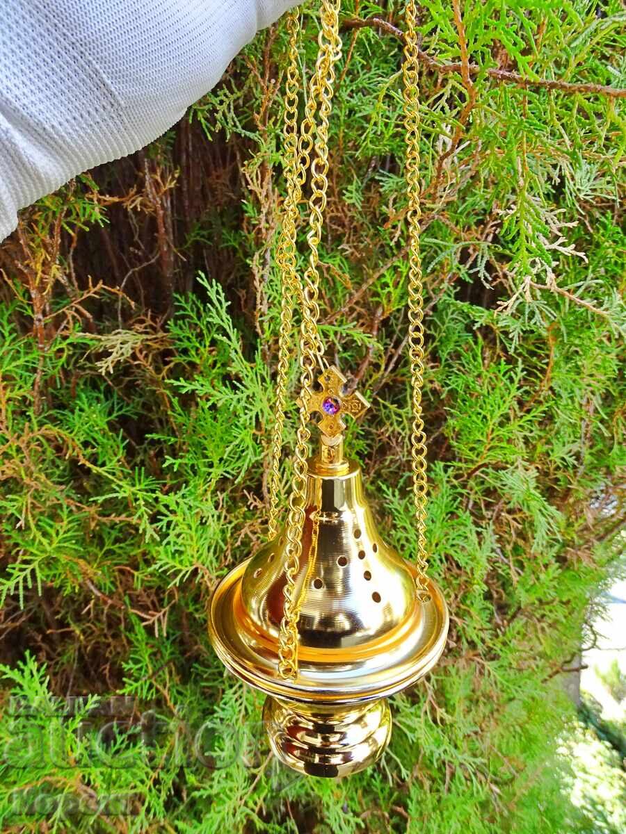 Nouă mică candelă de bronz cu preț 64.00 BGN | € 32.72