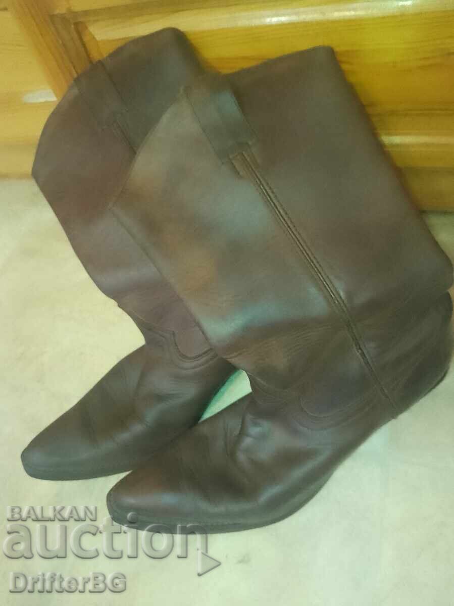 Δημοπρασία Καουμπόικες μπότες, μπότες νούμερο 43 Δημοπρασία Καουμπόικες μπότες, μπότες νούμερο 43