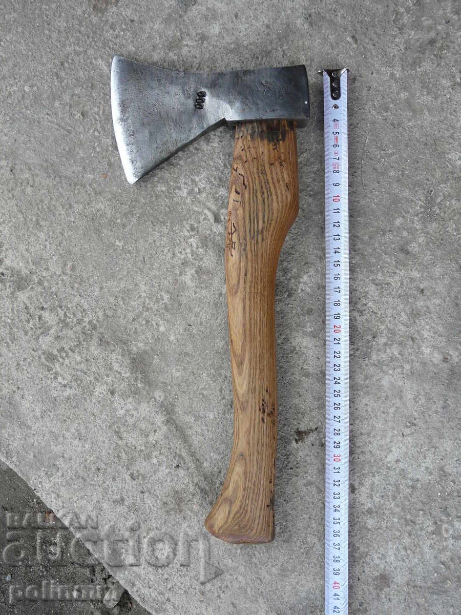 Old German Axe - 586 Old German Axe - 586
