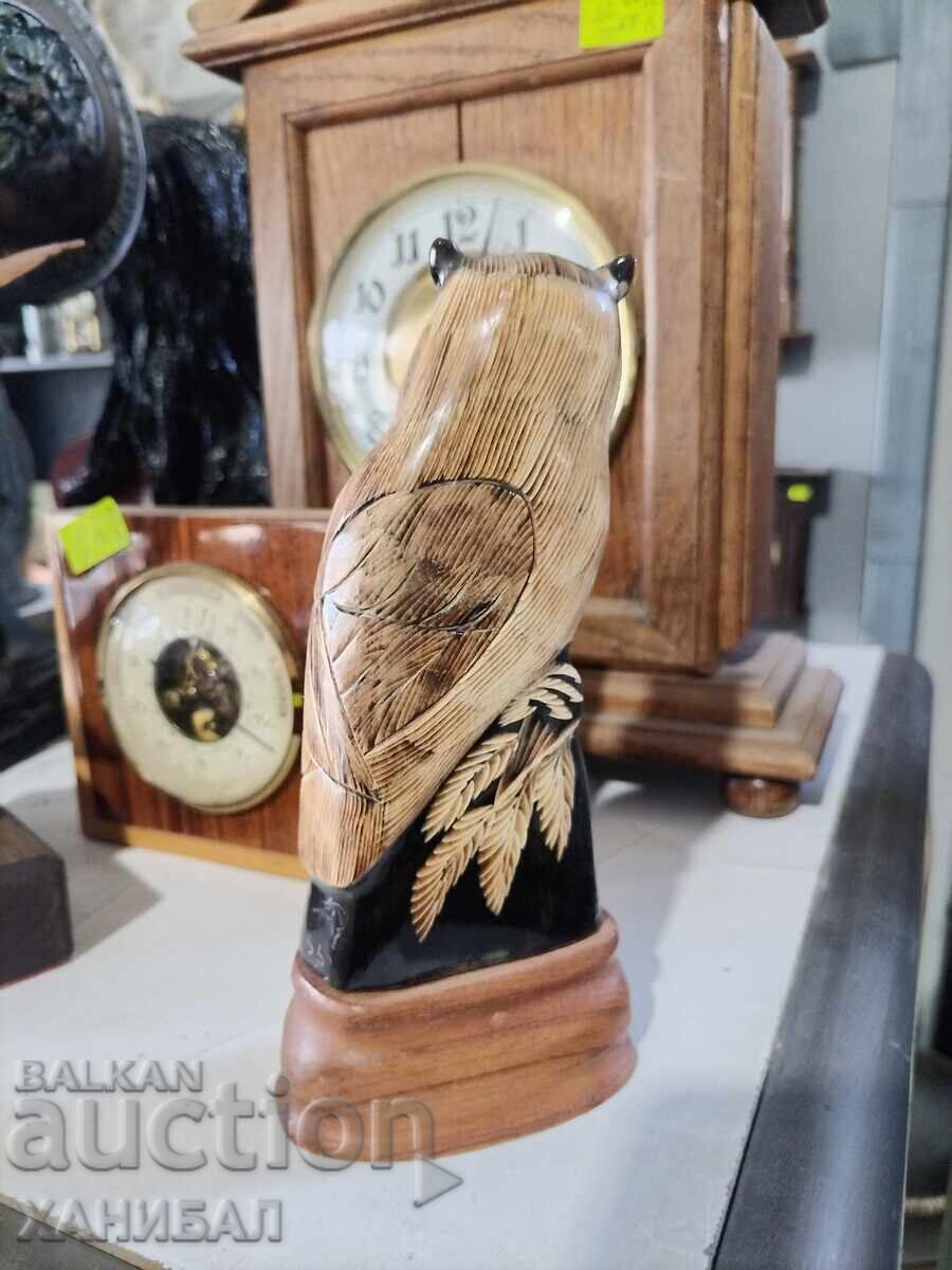 A VERY BEAUTIFUL FIGURE ON A BUCK MADE OF HORN with price 55.00 BGN | € 28.12 A VERY BEAUTIFUL FIGURE ON A BUCK MADE OF HORN with price 55.00 BGN | € 28.12