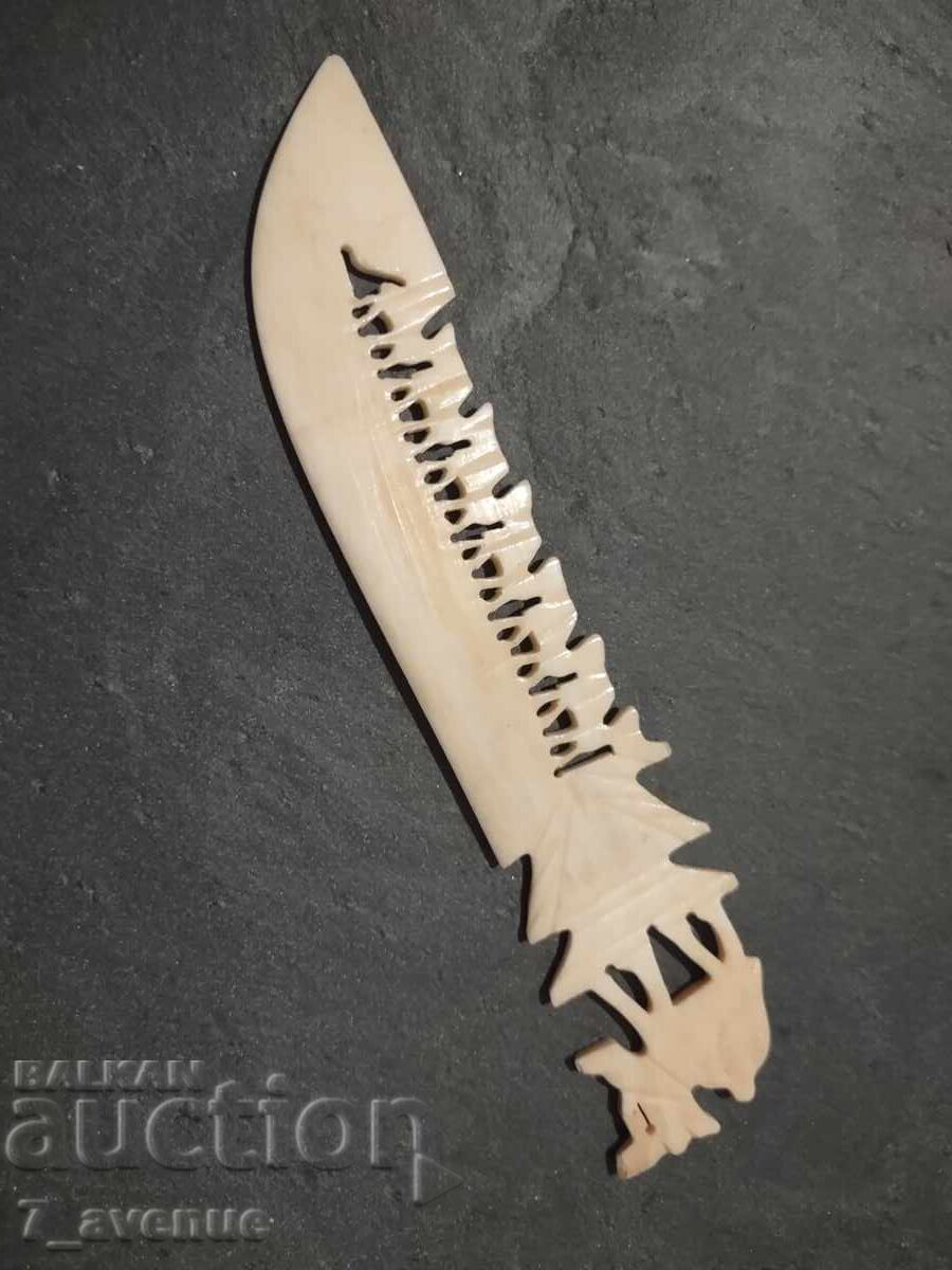 Нож за писма от кост, ръчна изработка 16.10.25 с цена 99.00 лв. | € 50.62 Нож за писма от кост, ръчна изработка 16.10.25 с цена 99.00 лв. | € 50.62