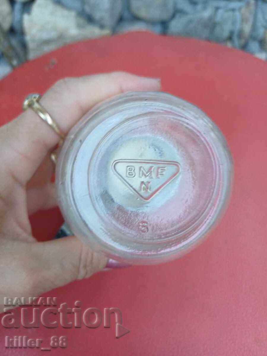 Παλιό γυάλινο μπολ ζάχαρης με τιμή 10.00 BGN | € 5.11 Παλιό γυάλινο μπολ ζάχαρης με τιμή 10.00 BGN | € 5.11