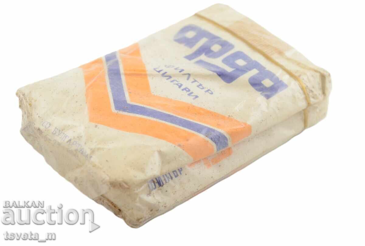 Licitație Țigări Arda sigilate, socialiste