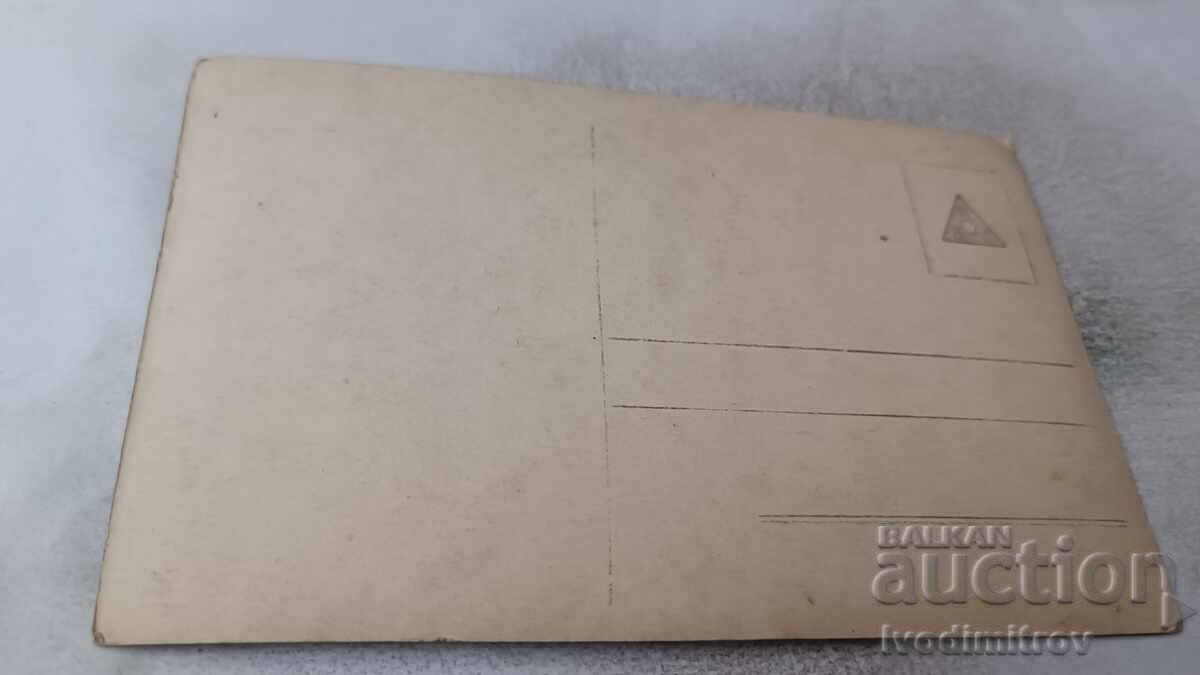 Ευχετήρια κάρτα Νεαρό κορίτσι με τιμή 1.45 BGN | € 0.74