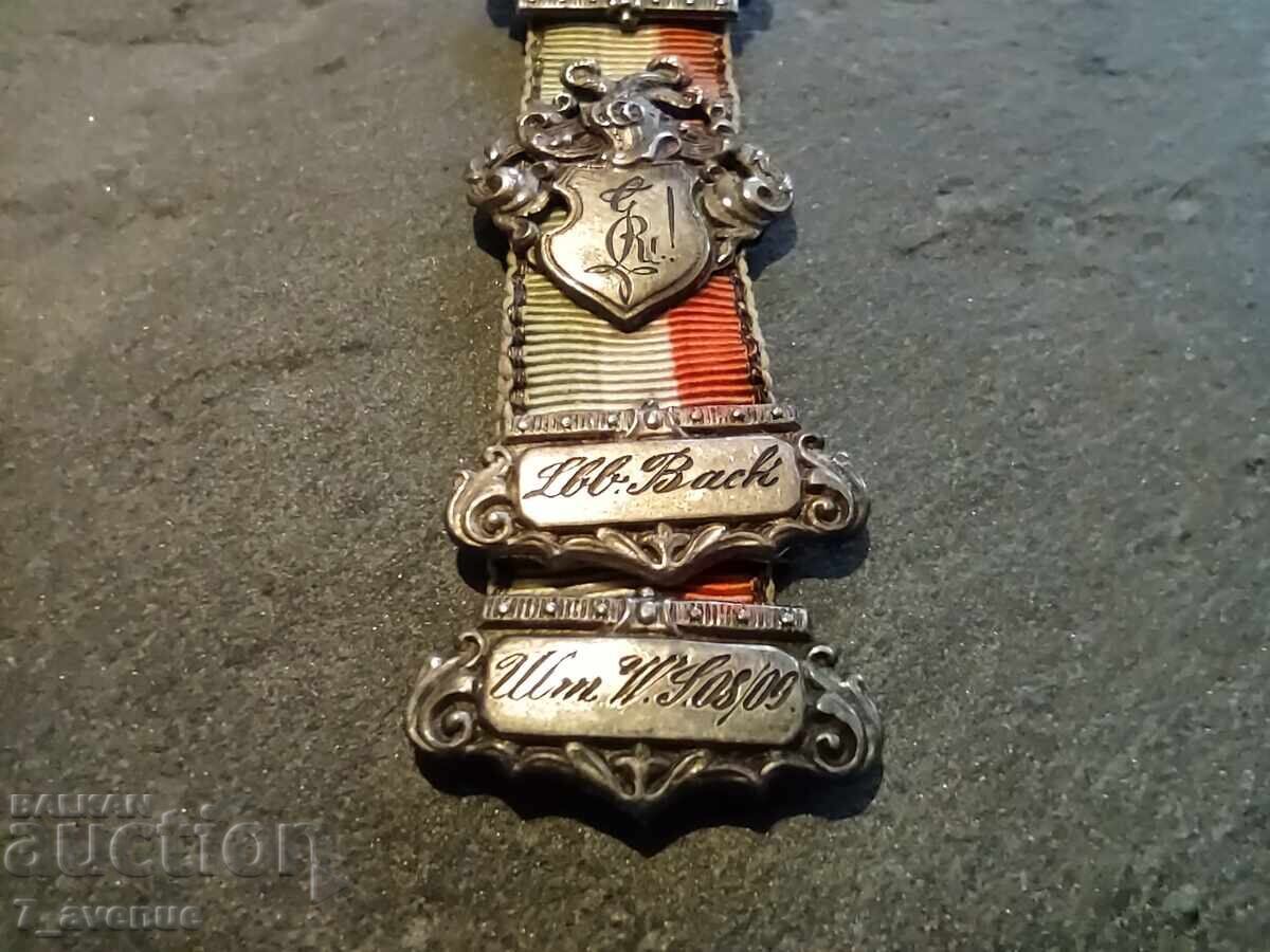 Παράδοση Μετάλλιο μενταγιόν, παλιό αντικείμενο ασήμι και σημαία εραλδικό έμβλημα 17.10.25