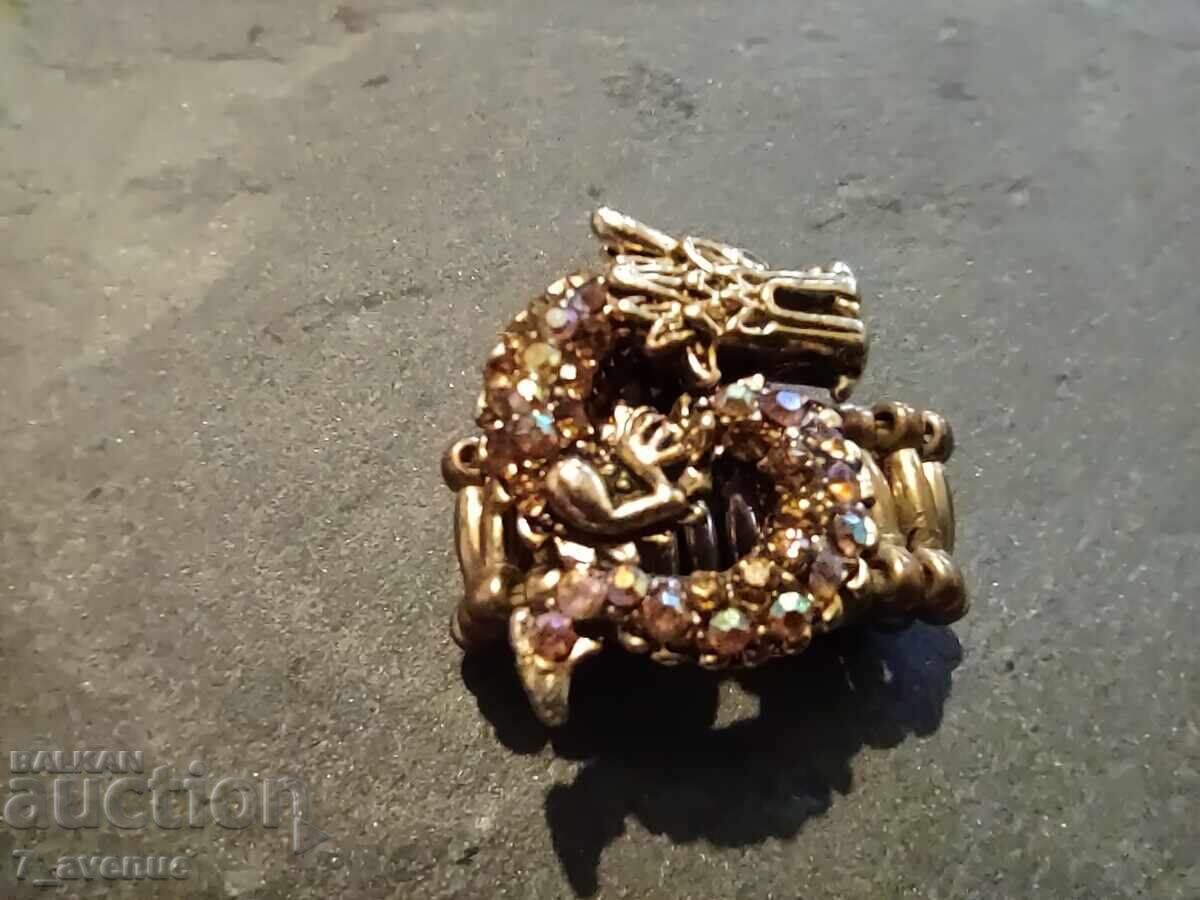 Inel cu bandă elastică cu pietre dragon 17.10.25