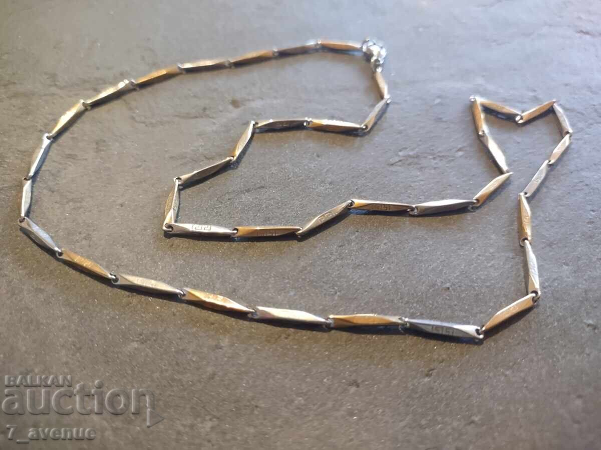 Colier pandantiv bijuterie cu motive grecești 17.10.25 cu preț 39.00 BGN | € 19.94