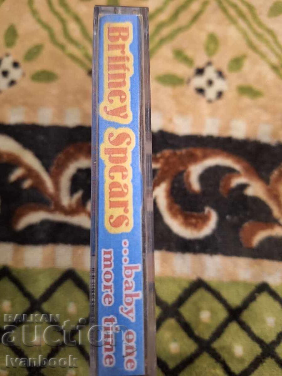 Κασέτα ήχου - Britney Spears με τιμή 3.00 BGN | € 1.53