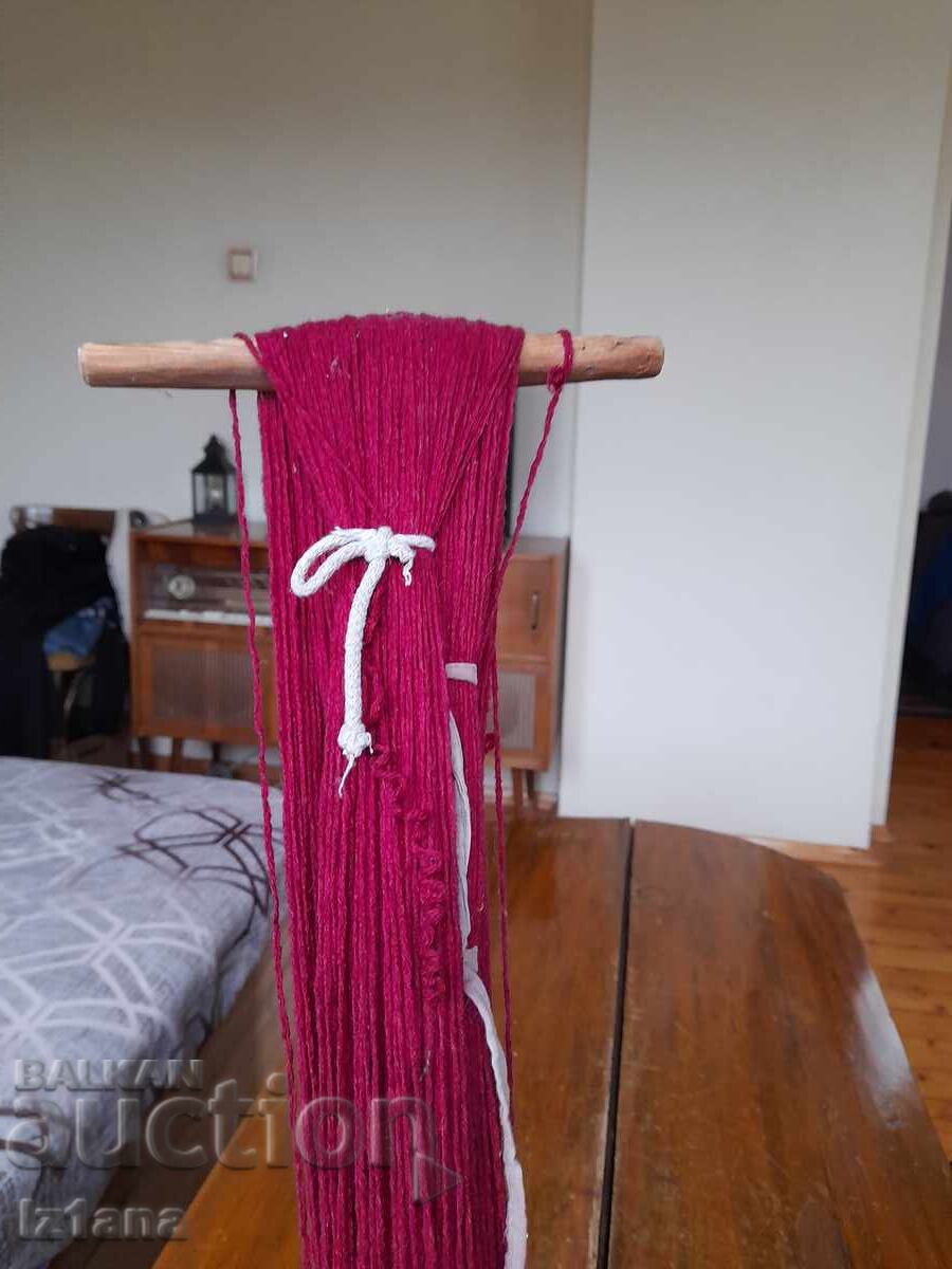 Стара дървена мотовилка за прежда с цена 37.00 лв. | € 18.92 Стара дървена мотовилка за прежда с цена 37.00 лв. | € 18.92