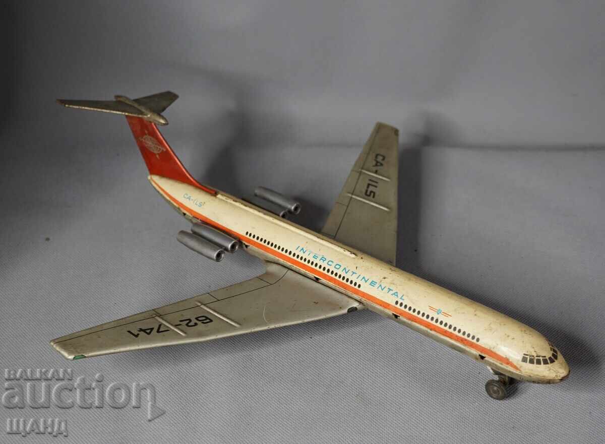 IL 62 Jucărie veche din tablă metalică model avion