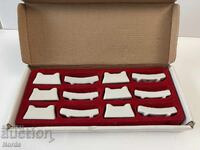 Πορσελάνινες βάσεις για μαχαιροπίρουνα