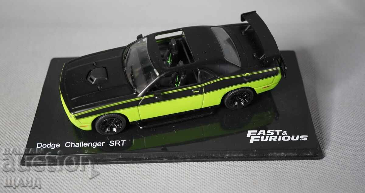 DODGE CHALLENGER SRT Model de jucărie metalic mașină sport