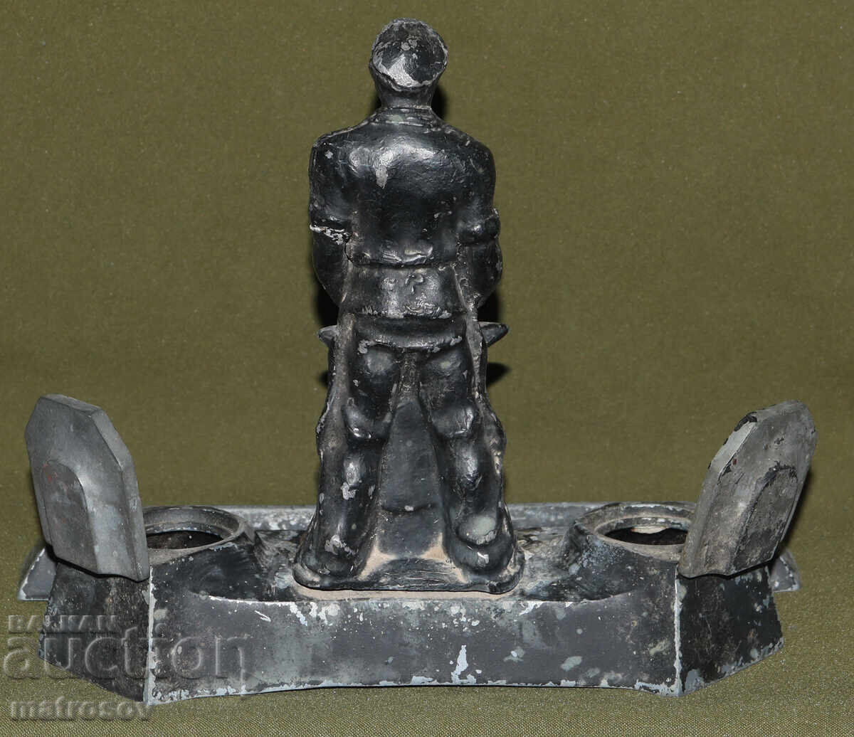Old metal inkwell blacksmith - 6