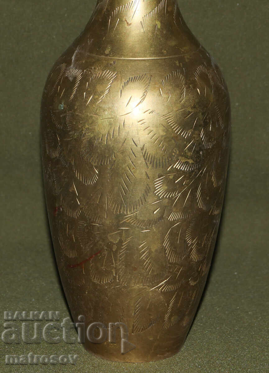 Livrarea Vază decorativă din alamă, decorație florală